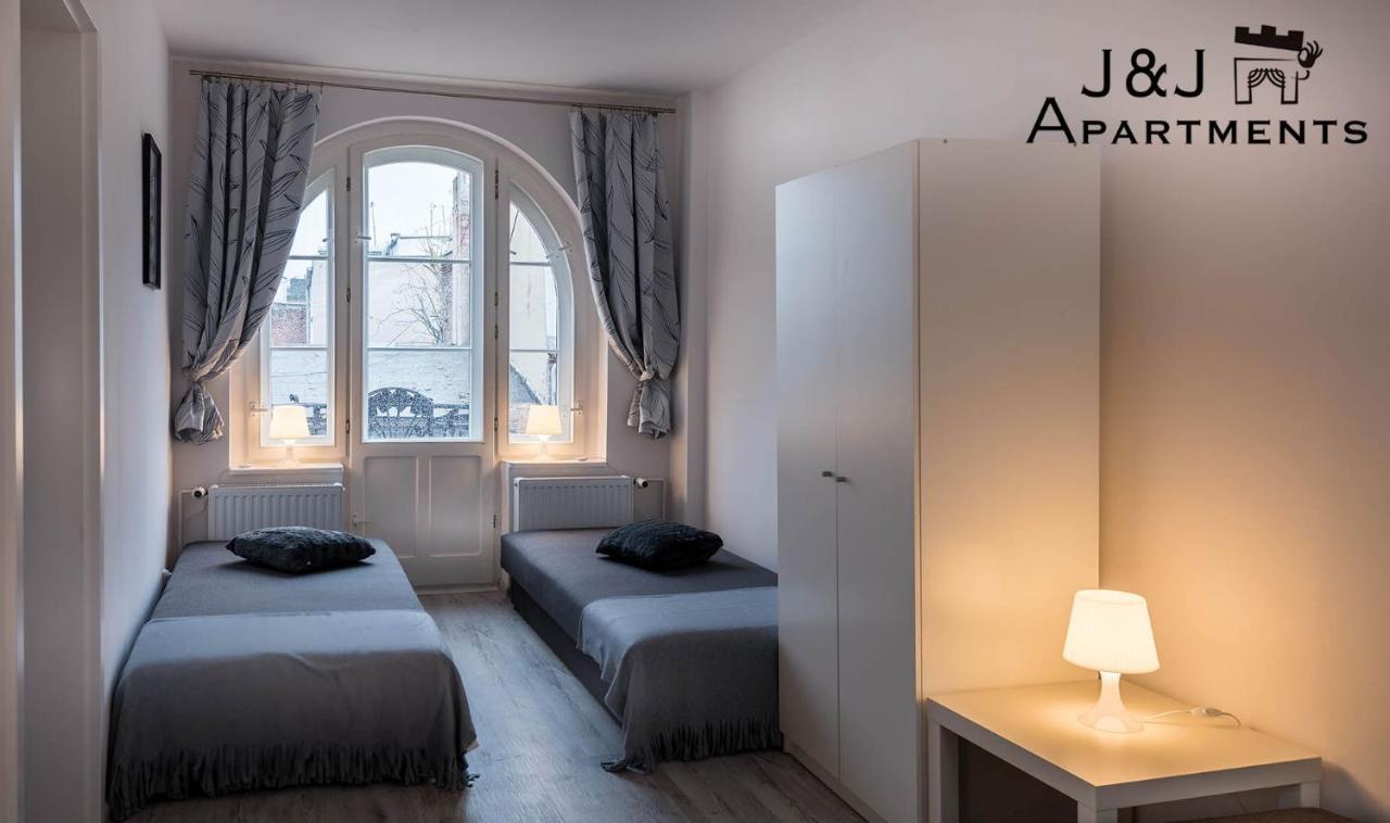 J&J Apartments Lazienna 30 - 12 Torun Bagian luar foto