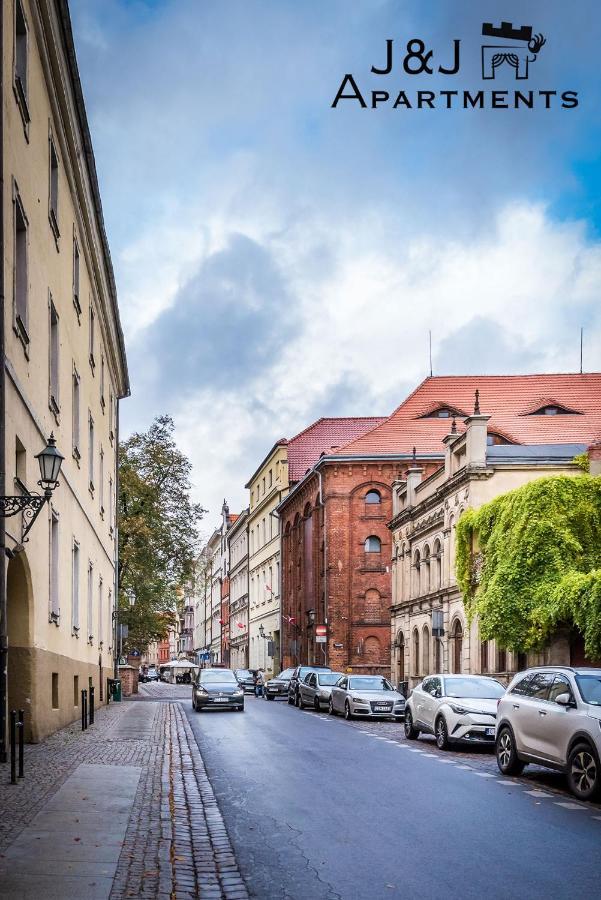 J&J Apartments Lazienna 30 - 12 Torun Bagian luar foto